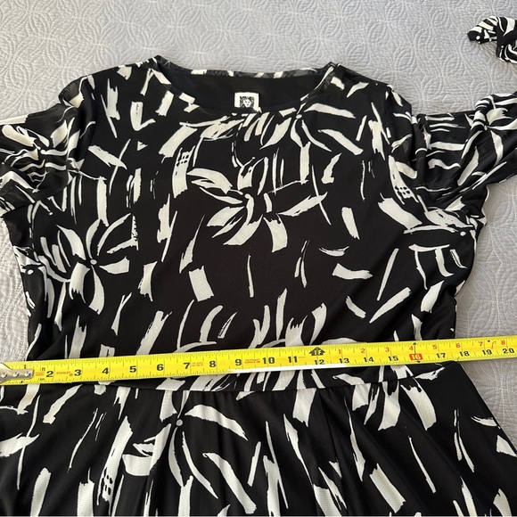Anne Klein Abstract Print Tie Waist
Long Sleeve Mesh Midi Dress, XL - Picture 8 of 8